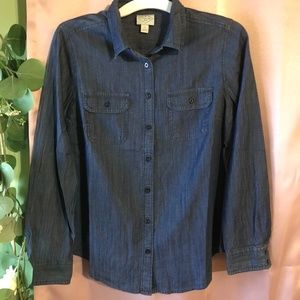 Women’s Button-Up